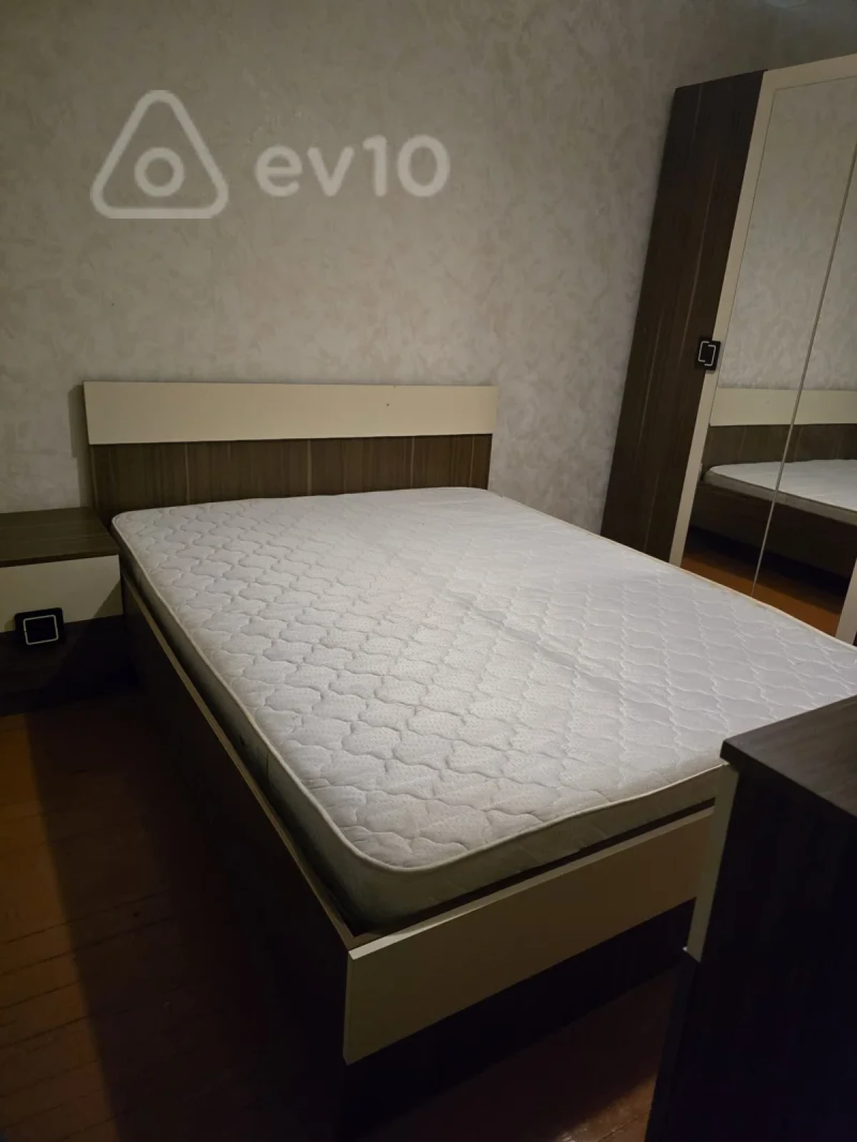 Kirayə verilir 3 otaqlı köhnə tikili 65 m²