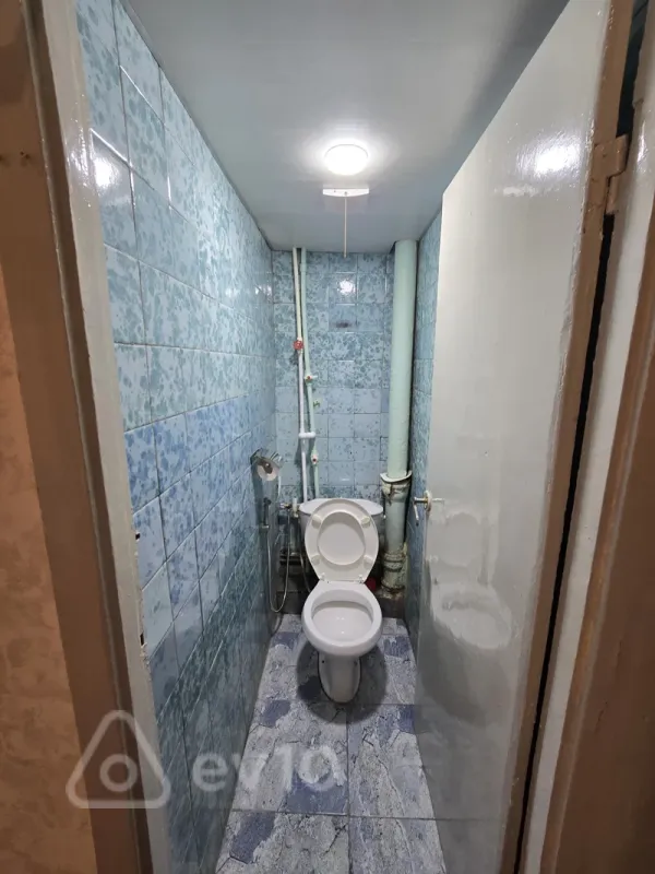 Kirayə verilir 3 otaqlı köhnə tikili 65 m²