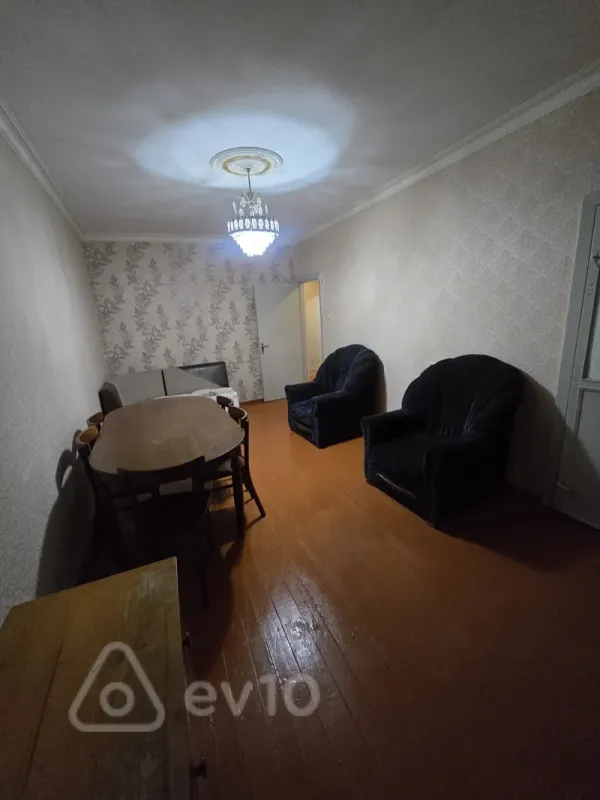 Kirayə verilir 3 otaqlı köhnə tikili 65 m²