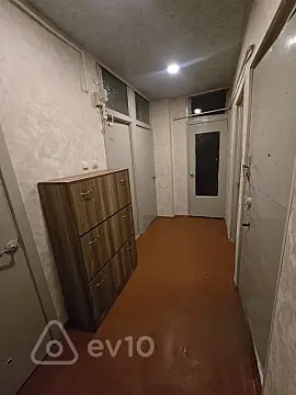 Kirayə verilir 3 otaqlı köhnə tikili 65 m²