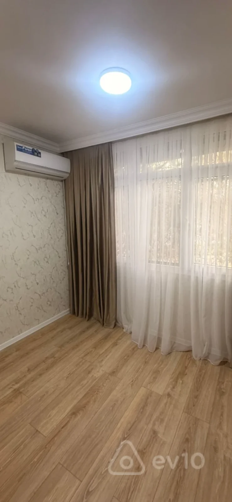 Kirayə verilir 2 otaqlı köhnə tikili 59 m²