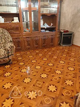 Satılır 4 otaqlı köhnə tikili 90 m²