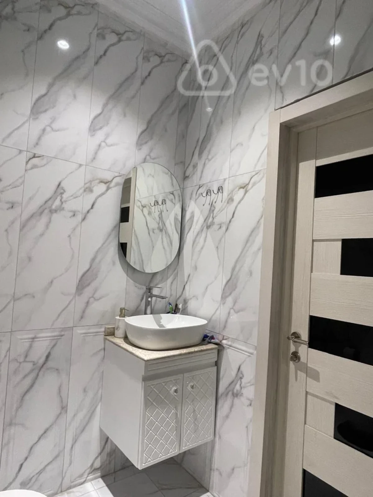 Kirayə verilir 3 otaqlı yeni tikili 100 m²