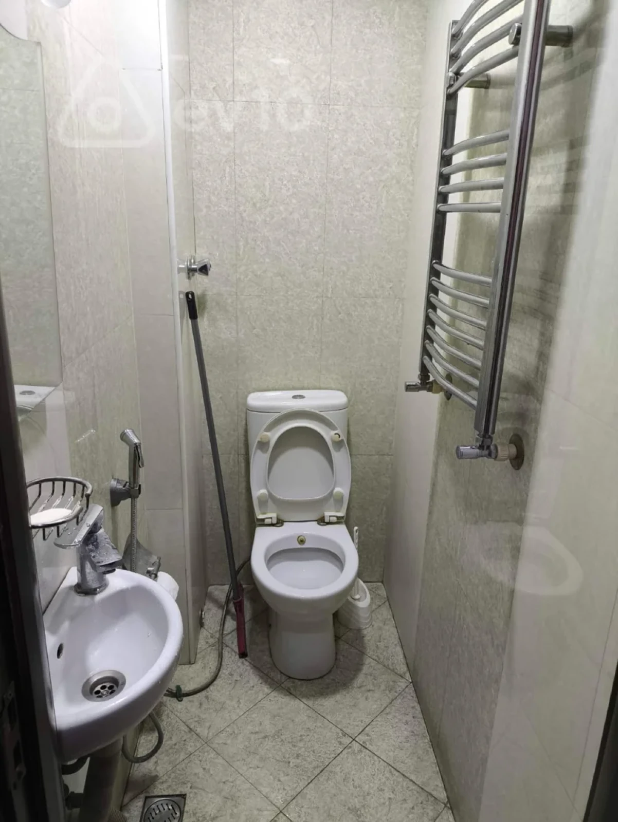 Kirayə verilir 4 otaqlı yeni tikili 155 m²