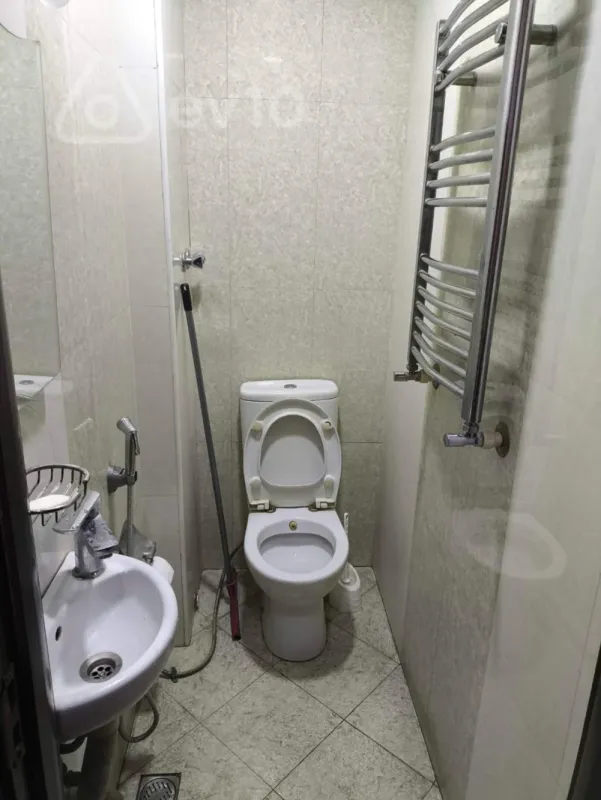 Kirayə verilir 4 otaqlı yeni tikili 155 m²