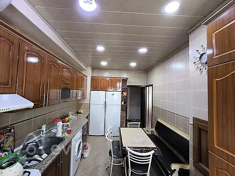 Kirayə verilir 4 otaqlı yeni tikili 155 m²