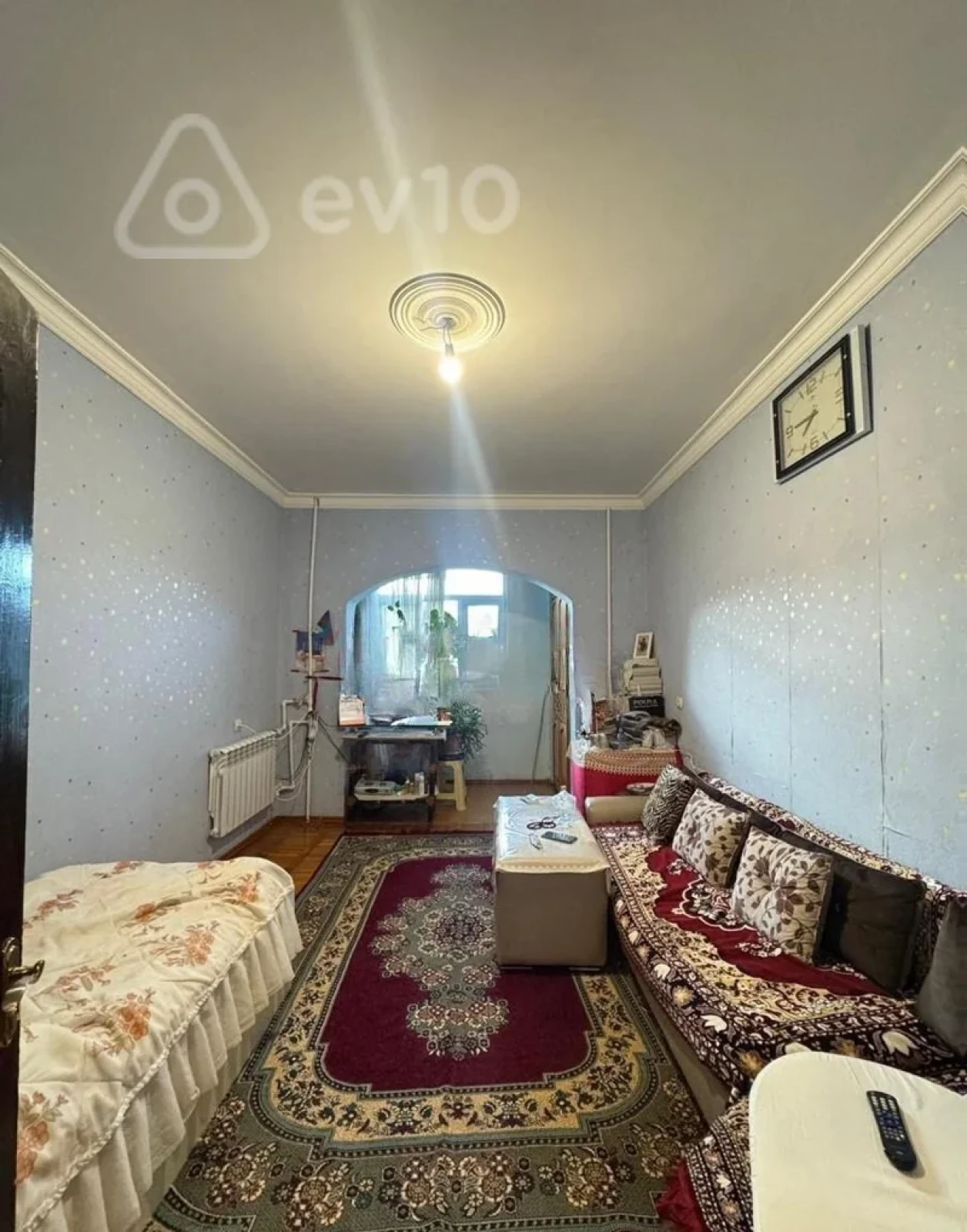 Satılır 2 otaqlı köhnə tikili 55 m²