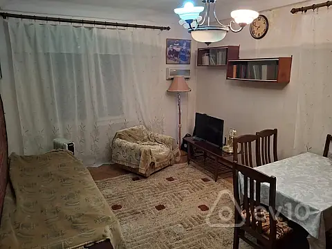 Satılır 1 otaqlı köhnə tikili 50 m²