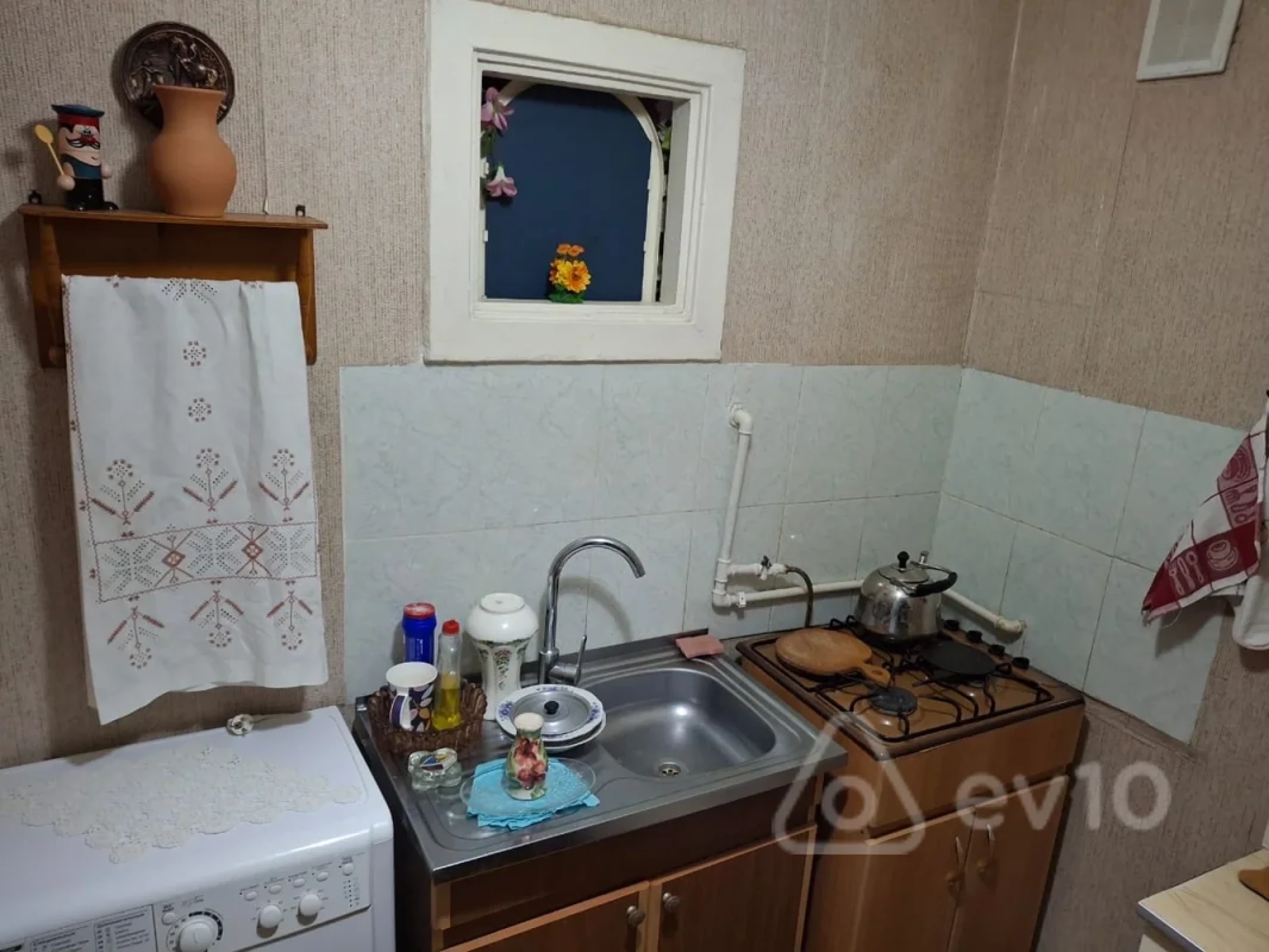 Satılır 1 otaqlı köhnə tikili 50 m²