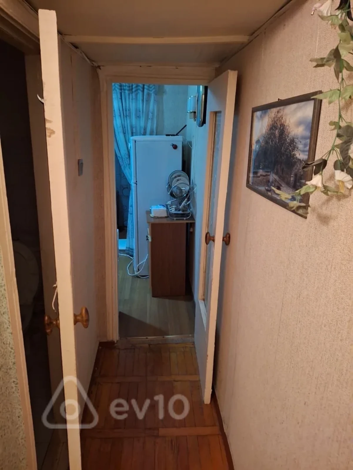 Satılır 1 otaqlı köhnə tikili 50 m²