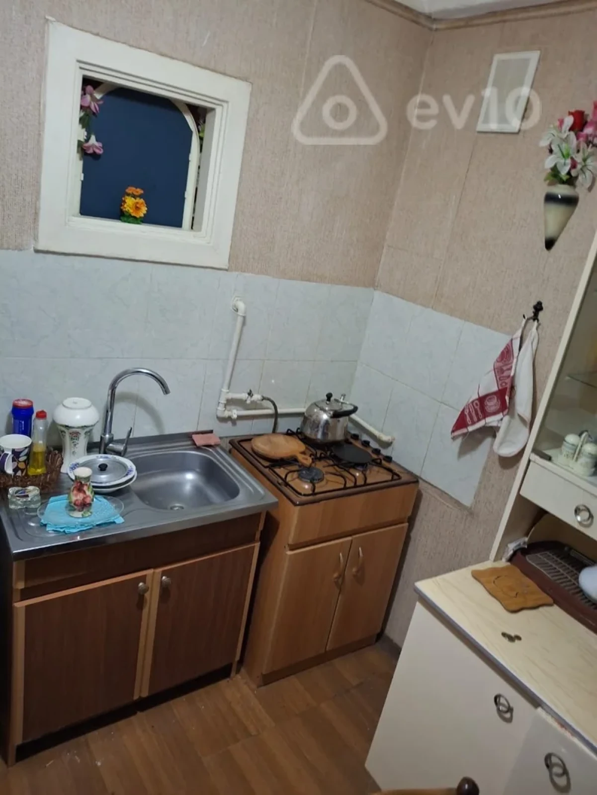 Satılır 1 otaqlı köhnə tikili 50 m²