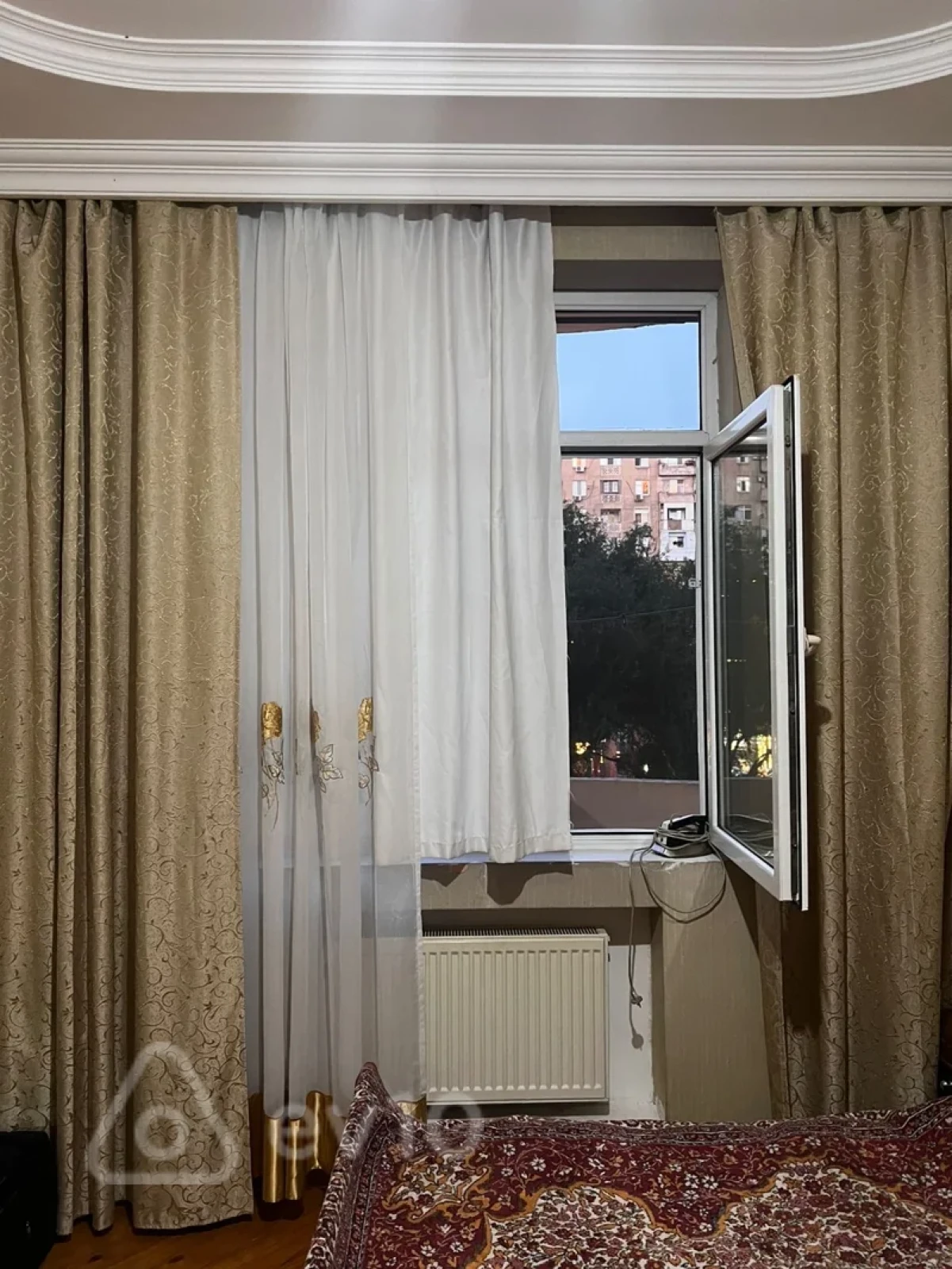 Kirayə verilir 2 otaqlı yeni tikili 80 m²