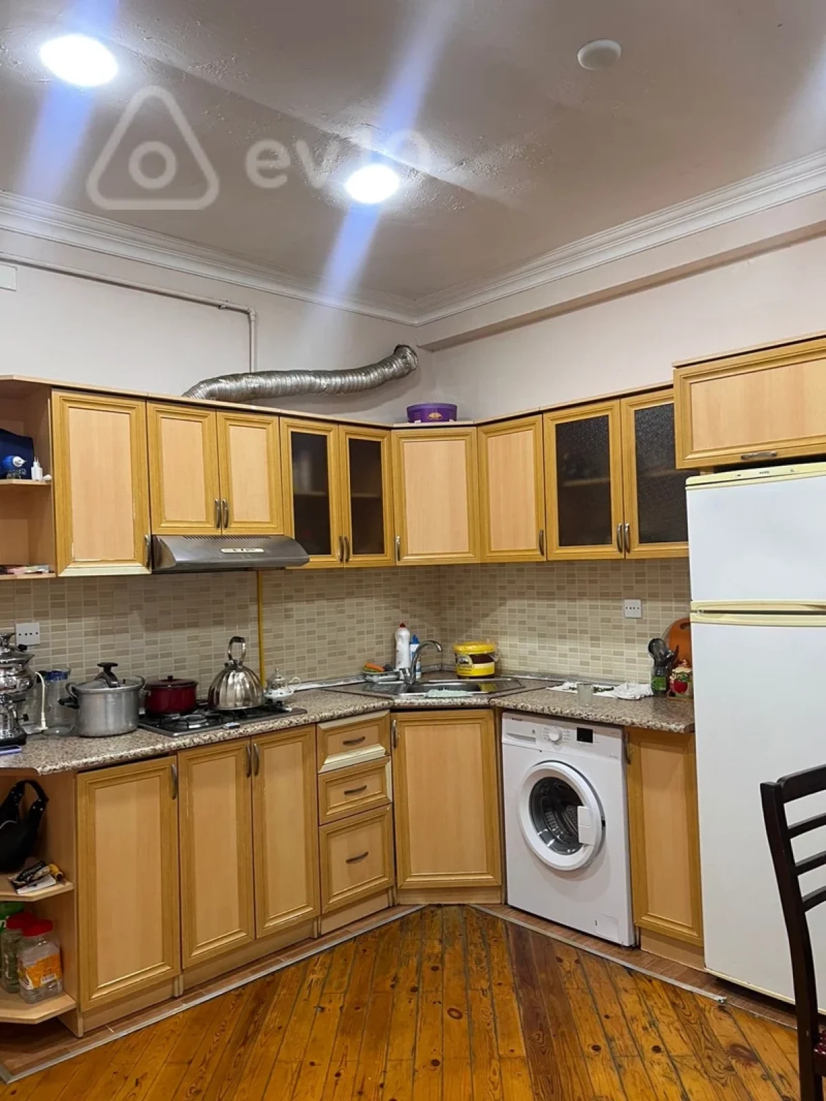 Kirayə verilir 2 otaqlı yeni tikili 80 m²