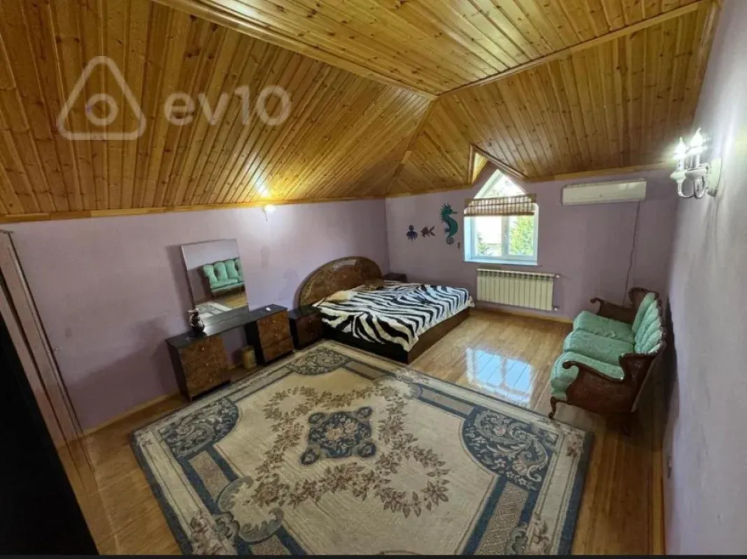 Kirayə verilir 5 otaqlı həyət evi 400 m²