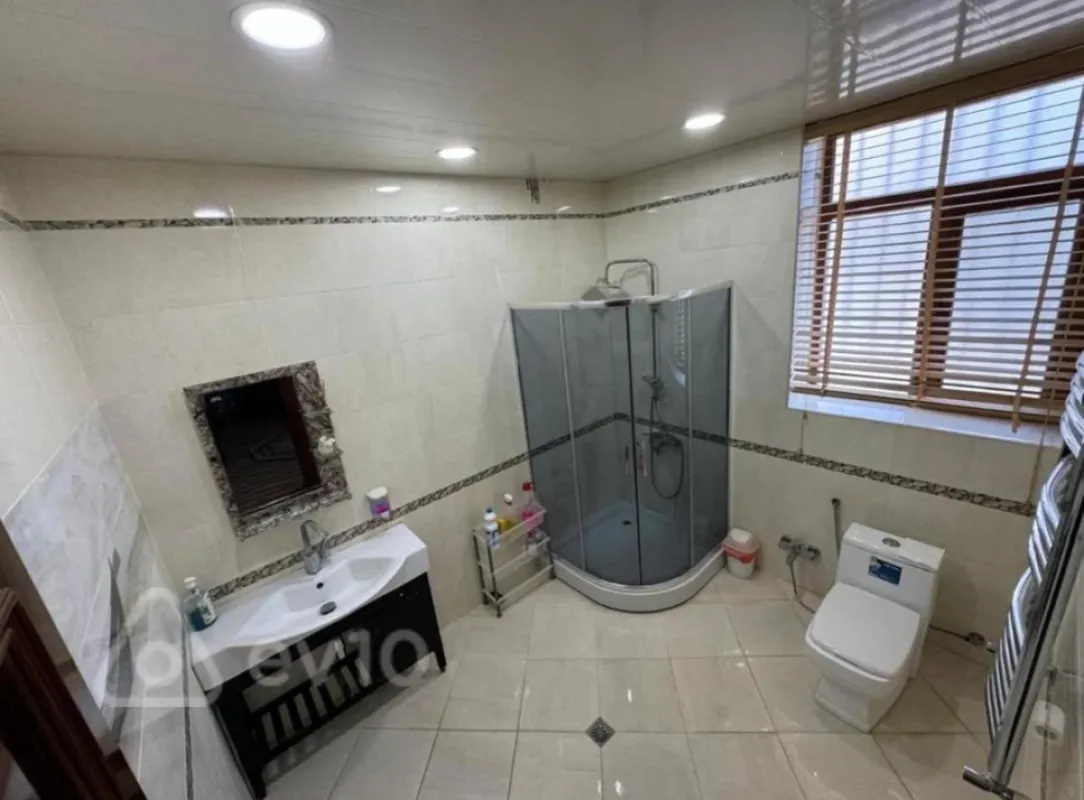 Kirayə verilir 5 otaqlı həyət evi 400 m²