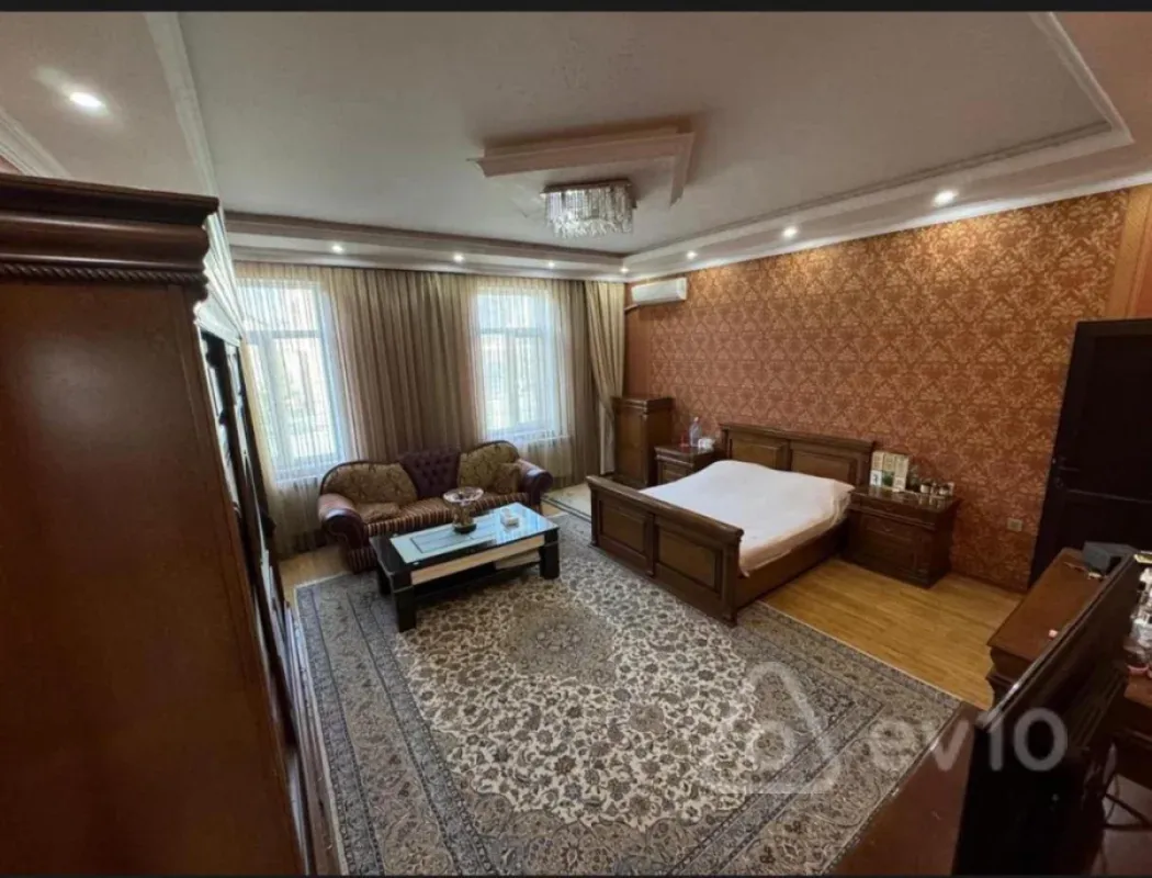 Kirayə verilir 5 otaqlı həyət evi 400 m²