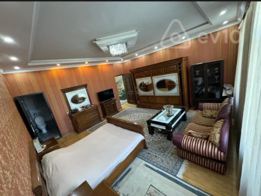 Kirayə verilir 5 otaqlı həyət evi 400 m²