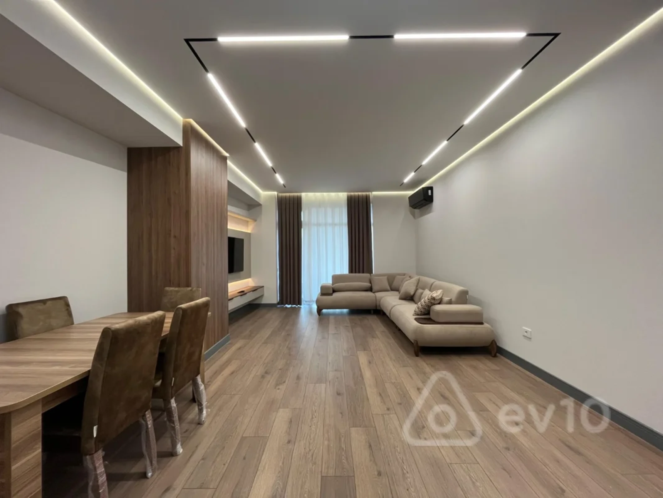 Kirayə verilir 3 otaqlı yeni tikili 145 m²