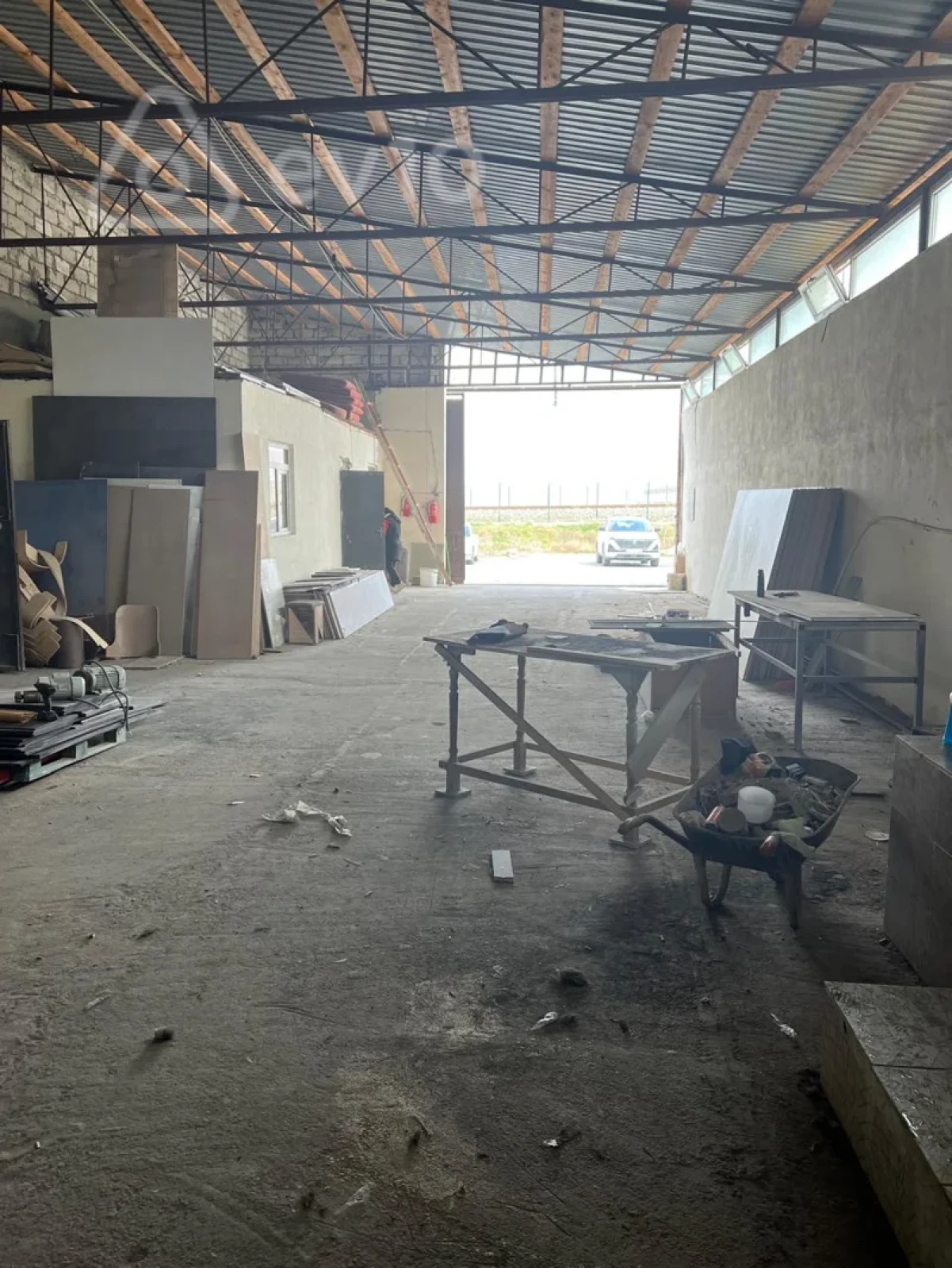 Kirayə verilir mənzil 250 m²