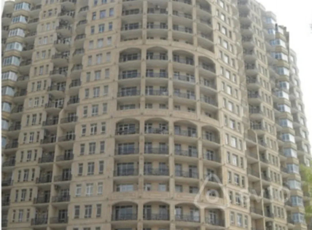 Kirayə verilir 2 otaqlı yeni tikili 80 m²