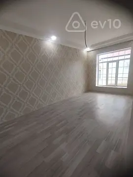 Satılır 4 otaqlı həyət evi 100 m²