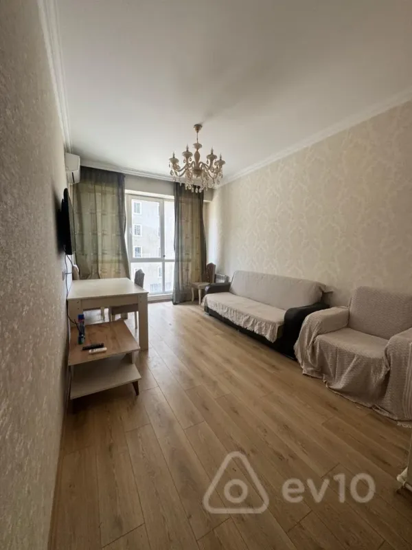 Kirayə verilir 2 otaqlı yeni tikili 55 m²