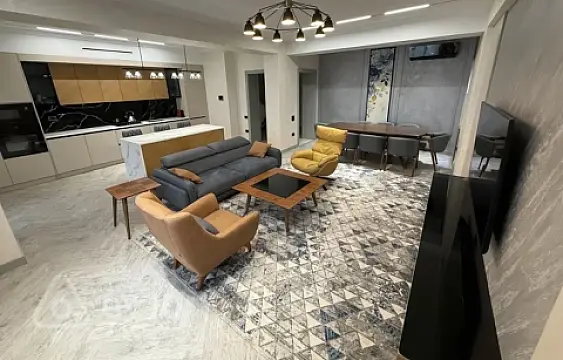 Kirayə verilir 2 otaqlı yeni tikili 75 m² — Bakı, Nizami 2 otaq 75.00 m²