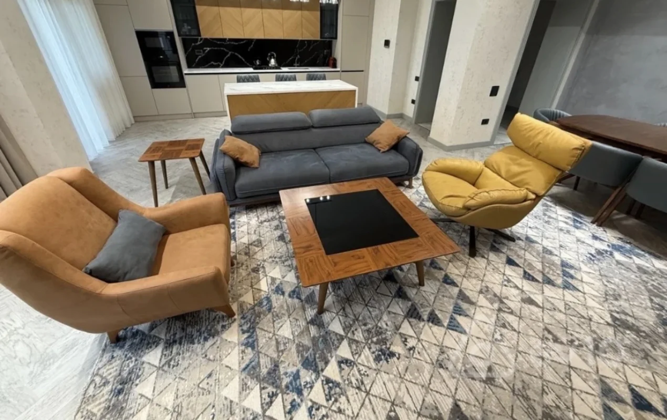 Kirayə verilir 2 otaqlı yeni tikili 75 m²