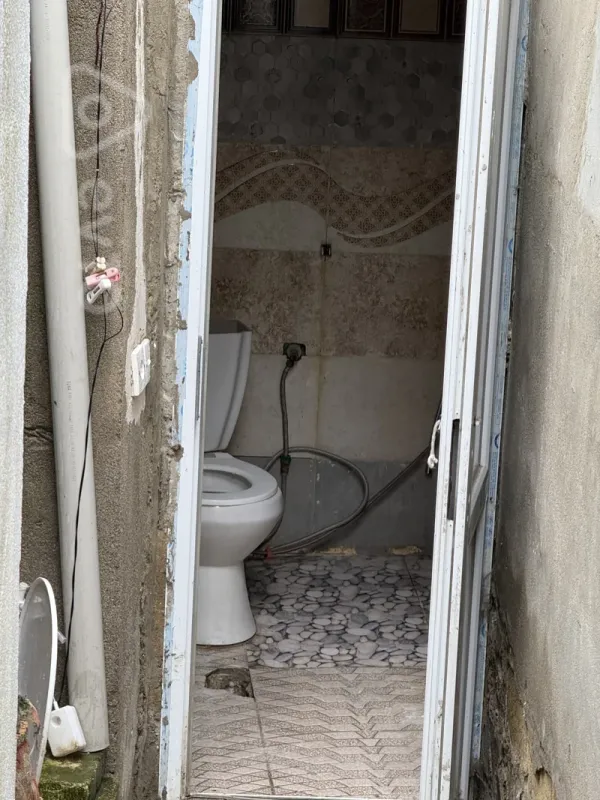 Kirayə verilir 2 otaqlı həyət evi 55 m²