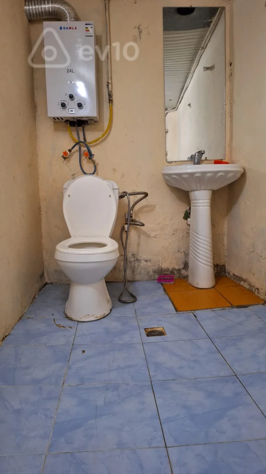 Kirayə verilir 3 otaqlı həyət evi 65 m²