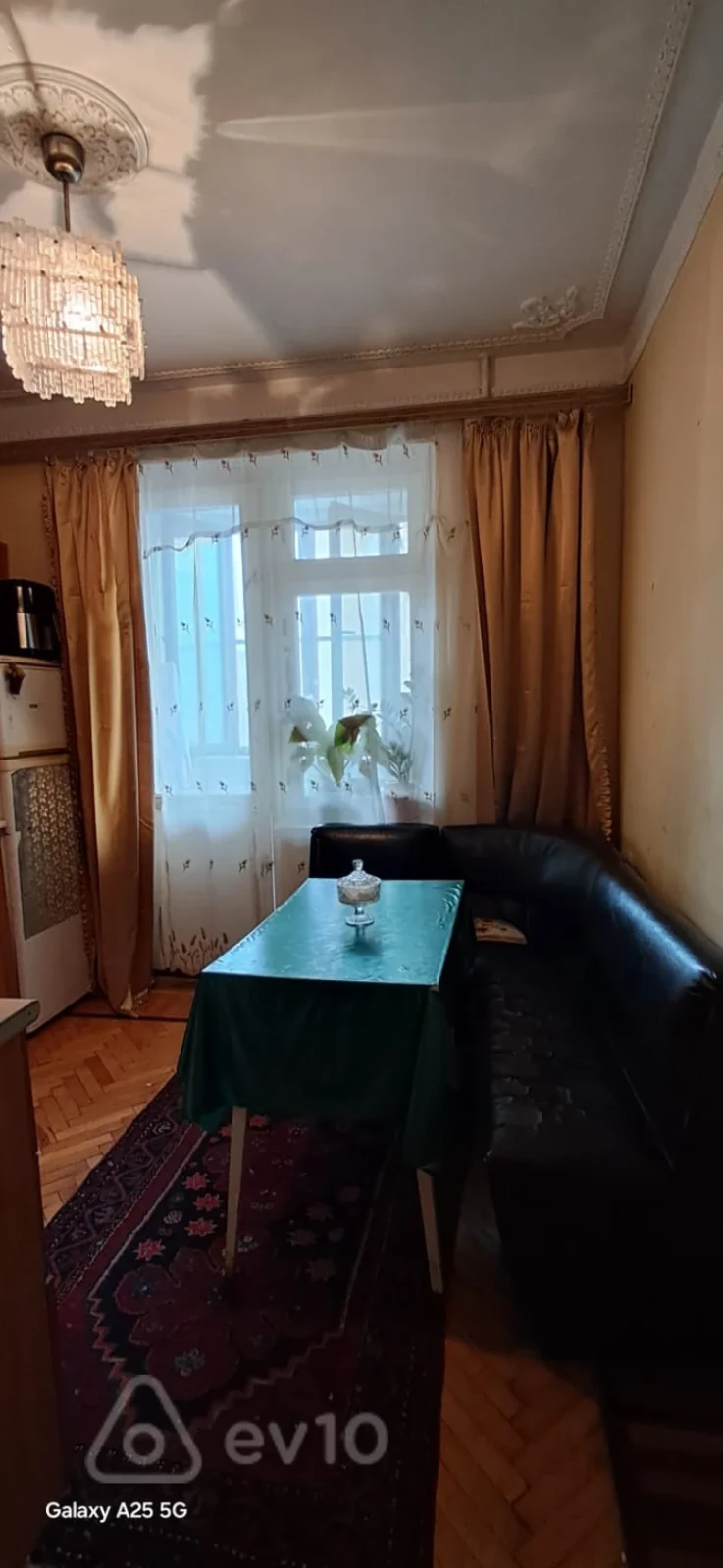 Satılır 3 otaqlı köhnə tikili 80 m²