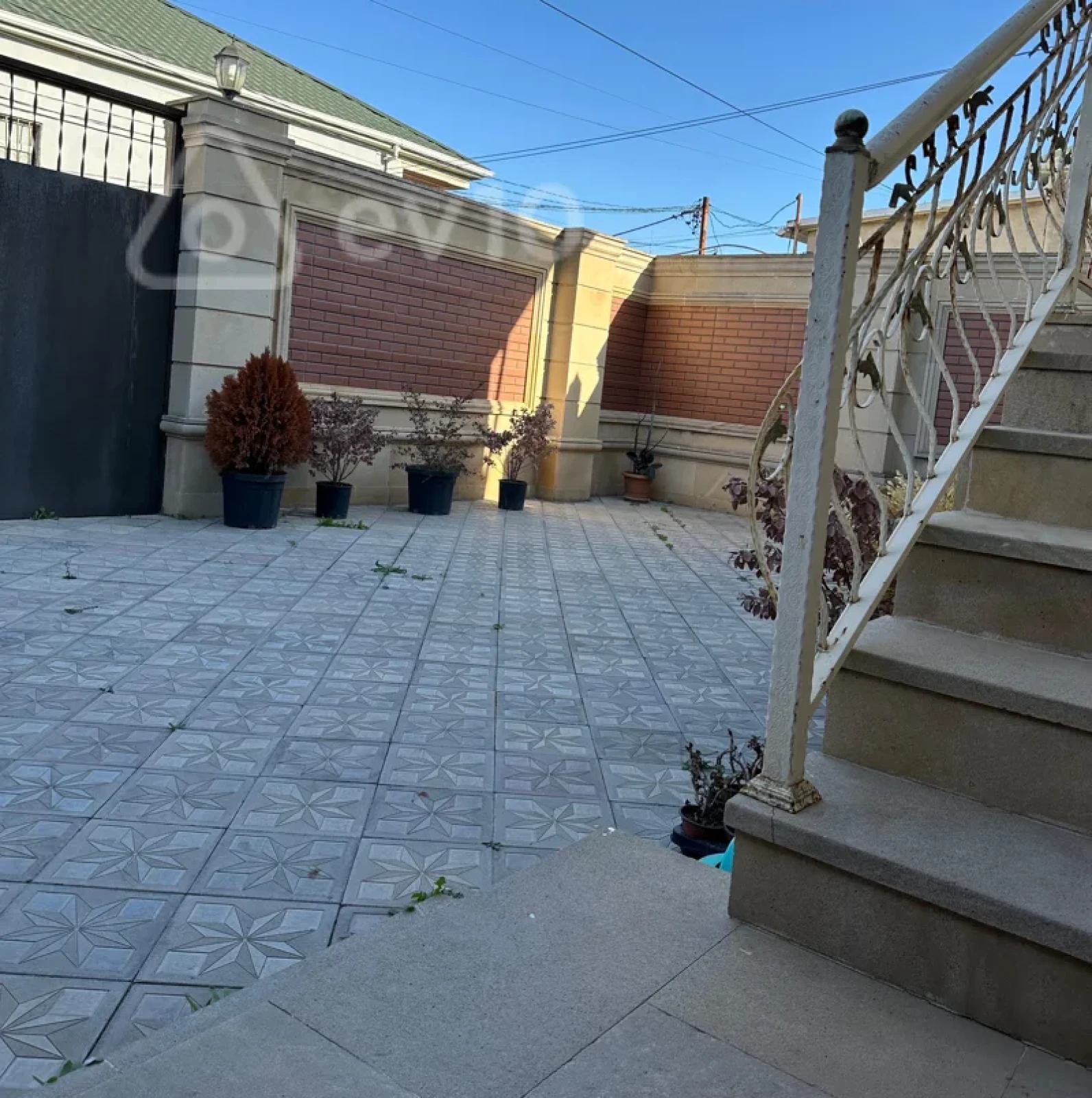 Satılır 3 otaqlı həyət evi 120 m²