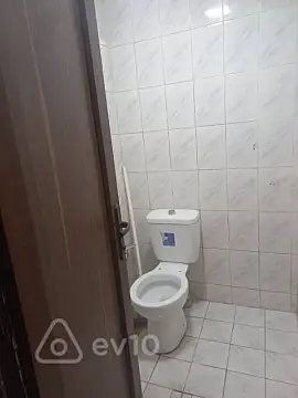 Satılır 1 otaqlı köhnə tikili 40 m²