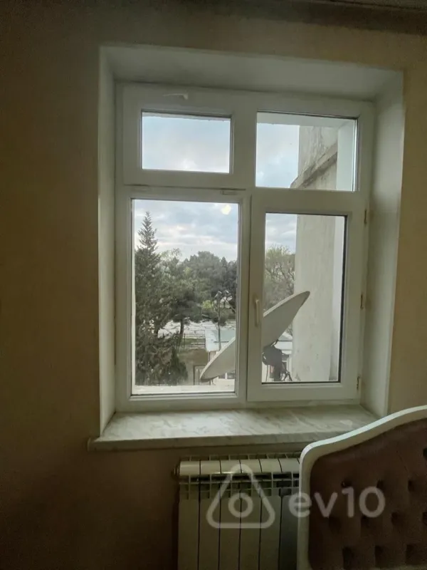 Satılır 3 otaqlı köhnə tikili 61 m²