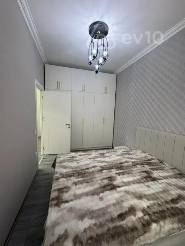 Kirayə verilir 2 otaqlı yeni tikili 62 m²