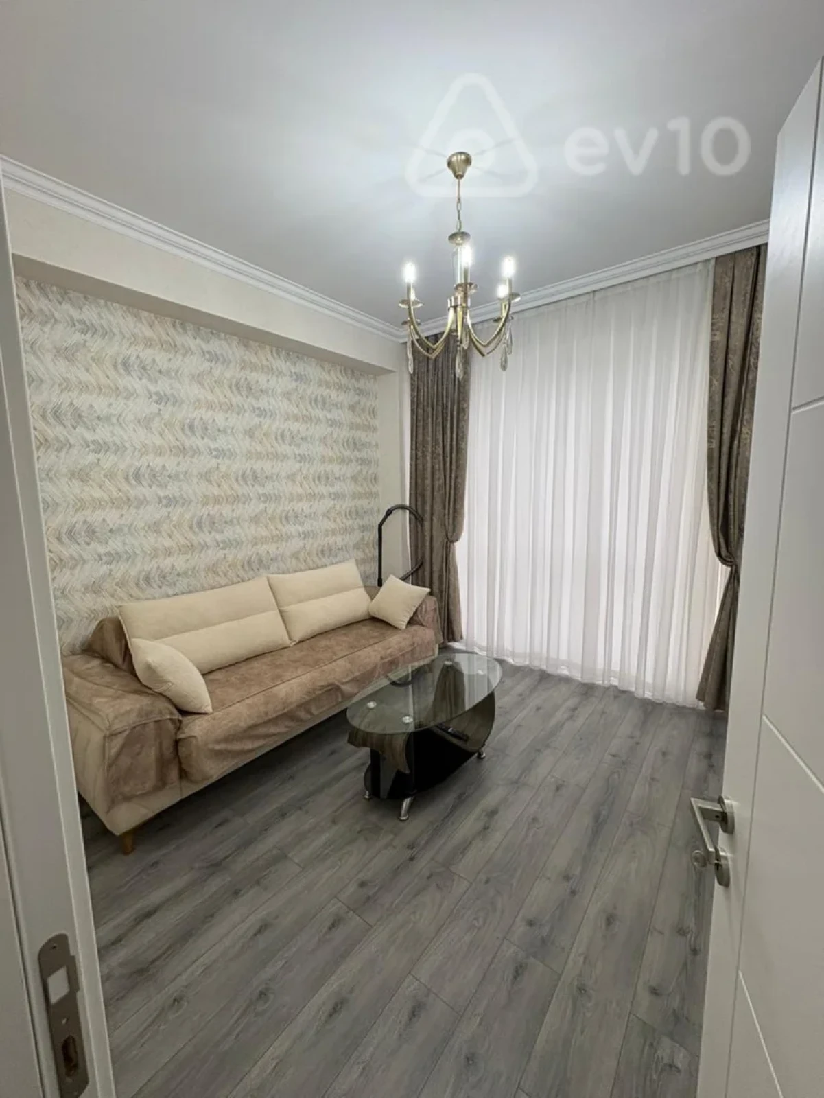 Kirayə verilir 2 otaqlı yeni tikili 62 m²