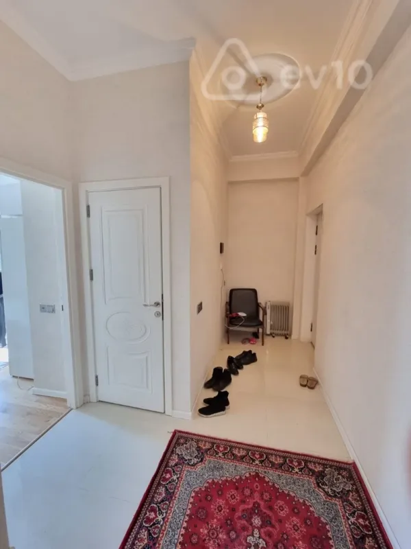 Kirayə verilir 2 otaqlı yeni tikili 65 m²