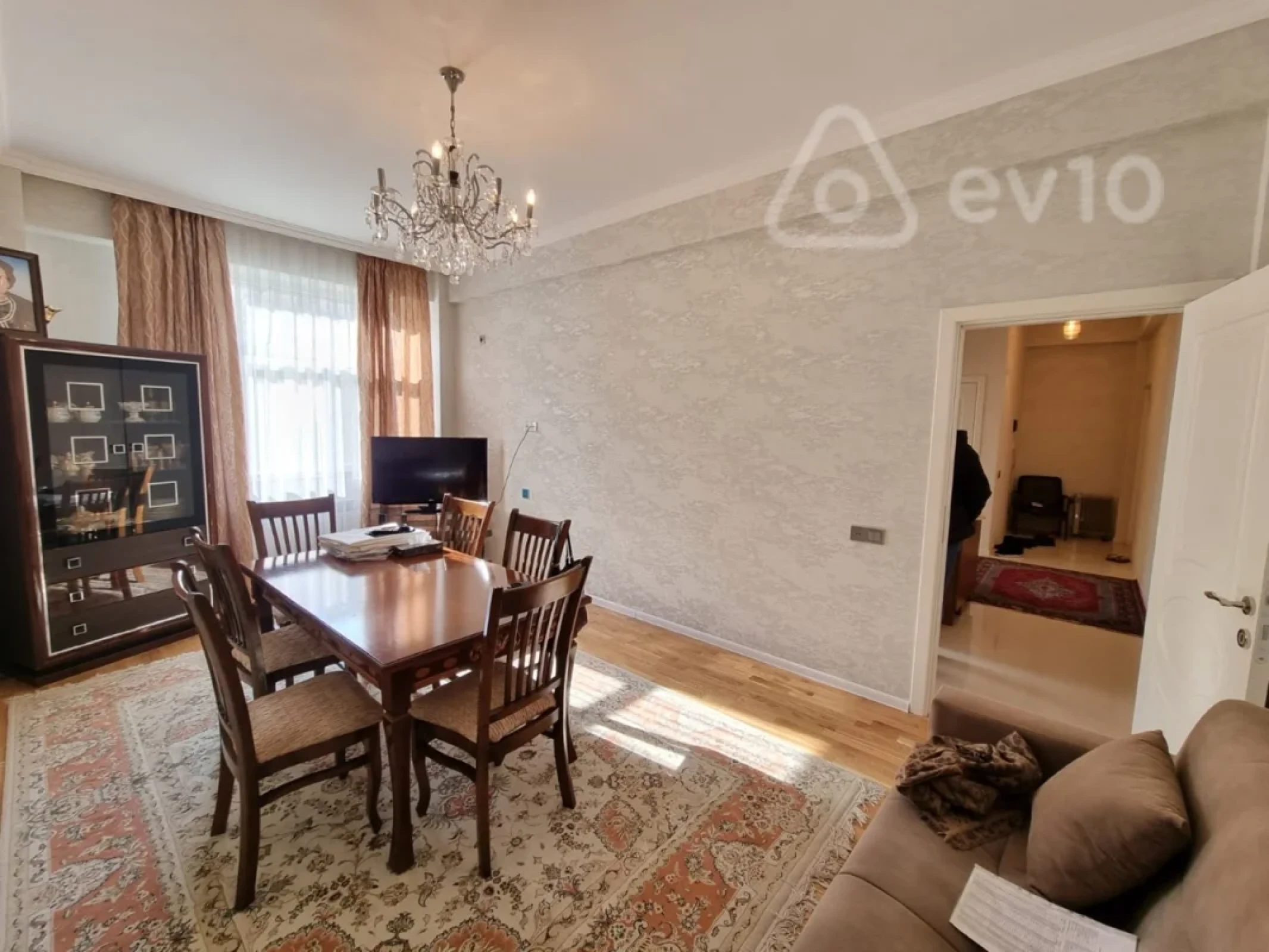 Kirayə verilir 2 otaqlı yeni tikili 65 m²