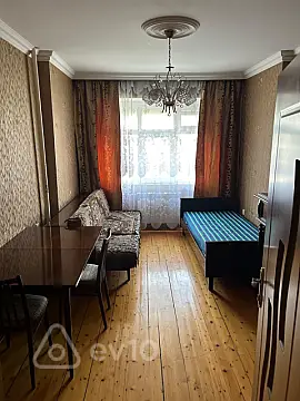 Kirayə verilir 3 otaqlı köhnə tikili 70 m²