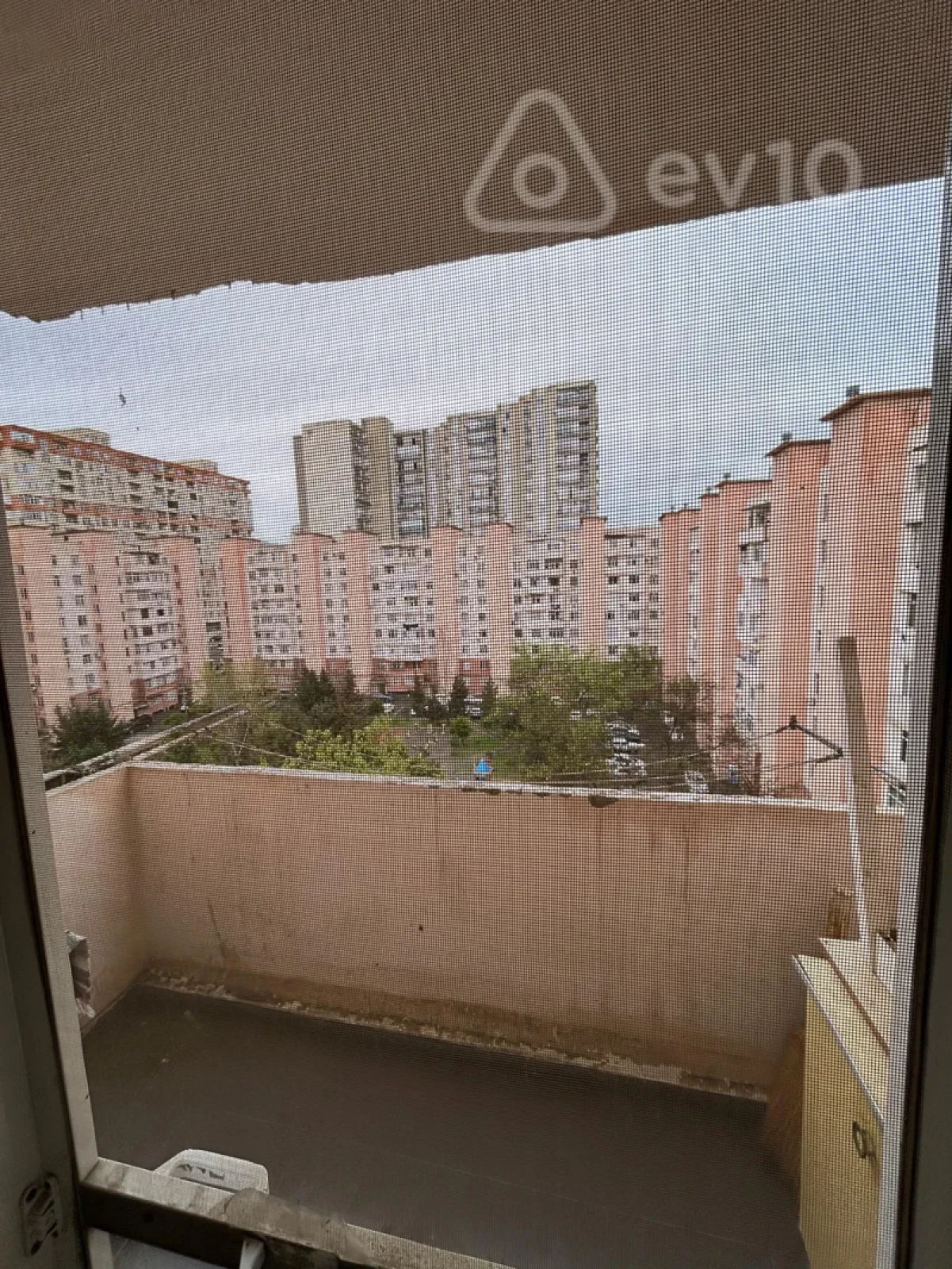 Kirayə verilir 3 otaqlı köhnə tikili 70 m²