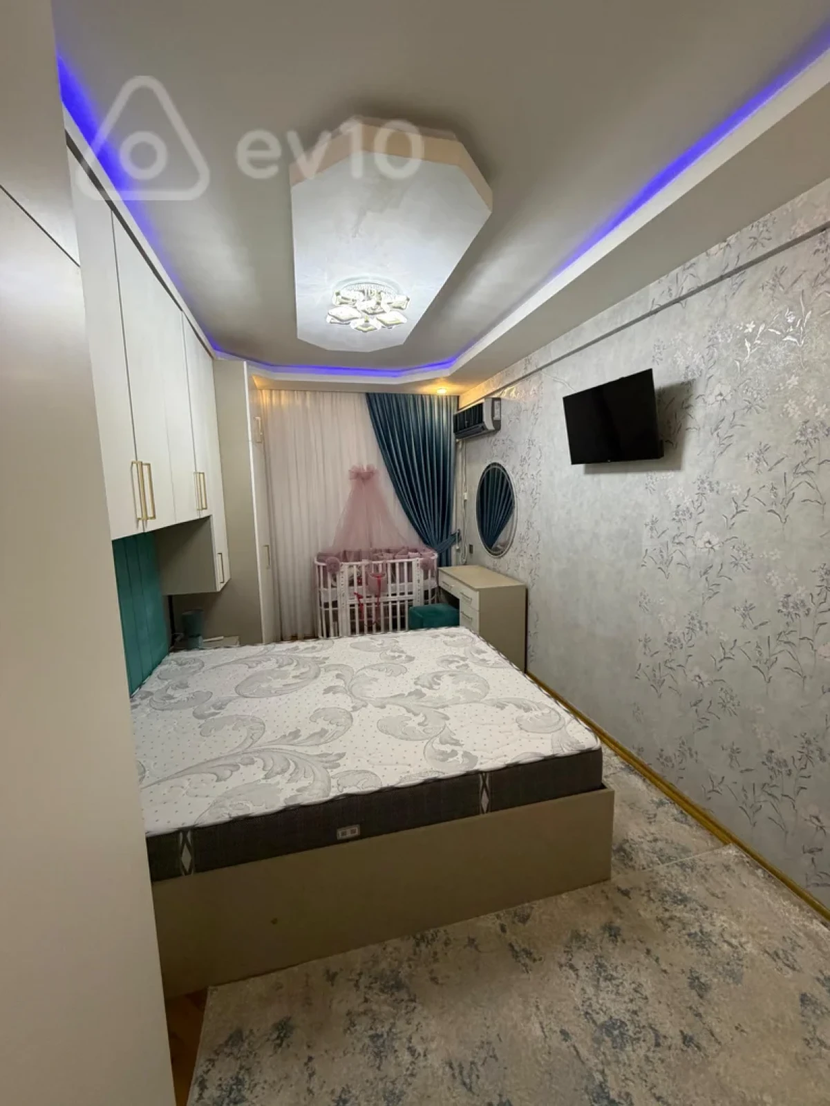 Satılır 2 otaqlı yeni tikili 78 m²