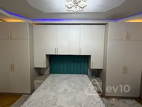 Satılır 2 otaqlı yeni tikili 78 m²