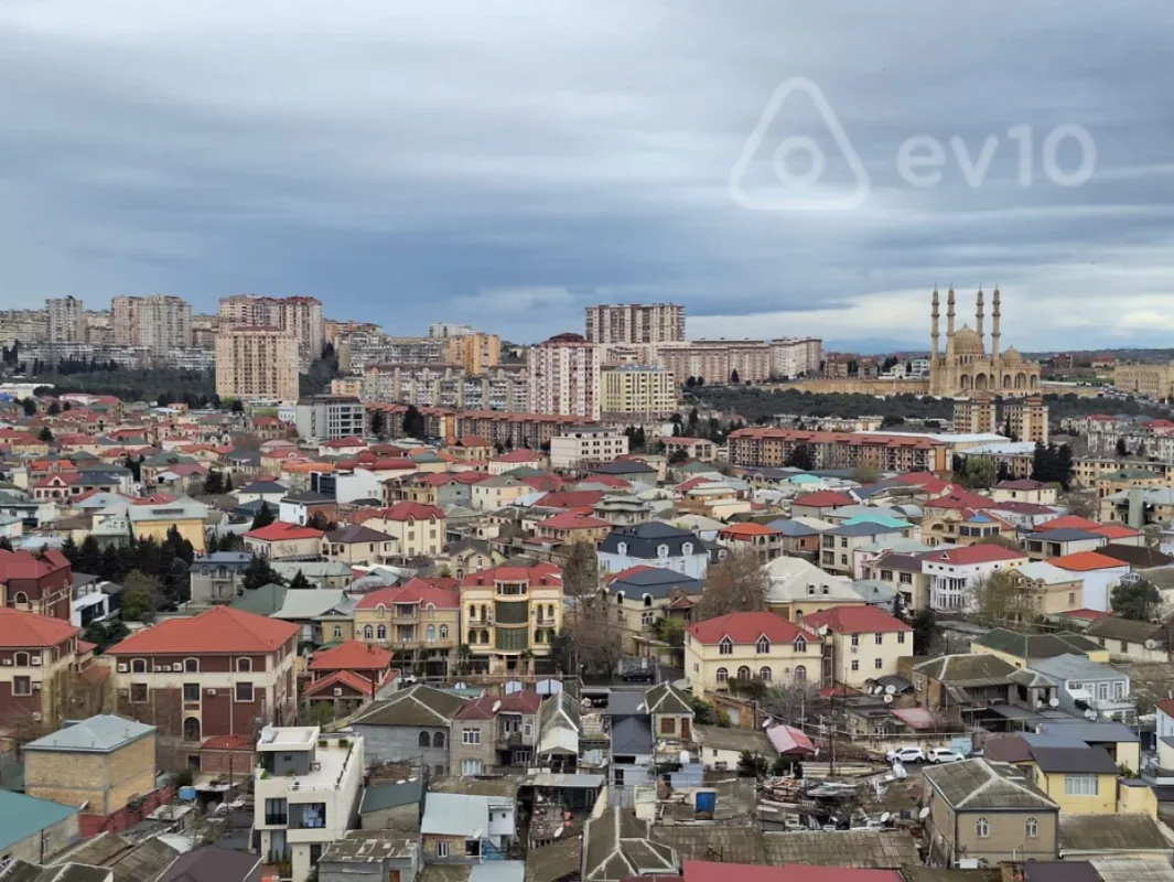 Satılır 4 otaqlı yeni tikili 215 m²