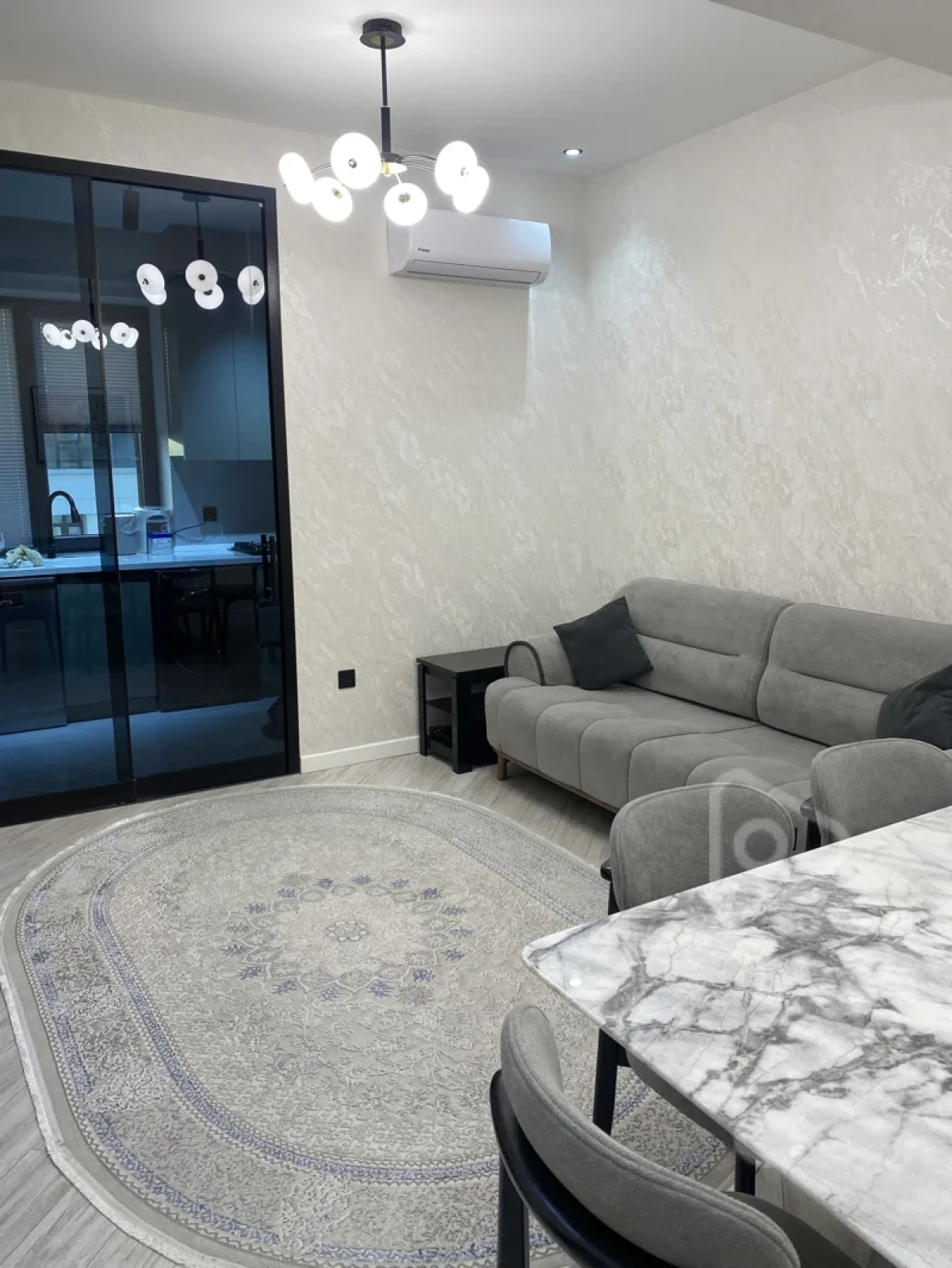 Satılır 3 otaqlı yeni tikili 80 m²