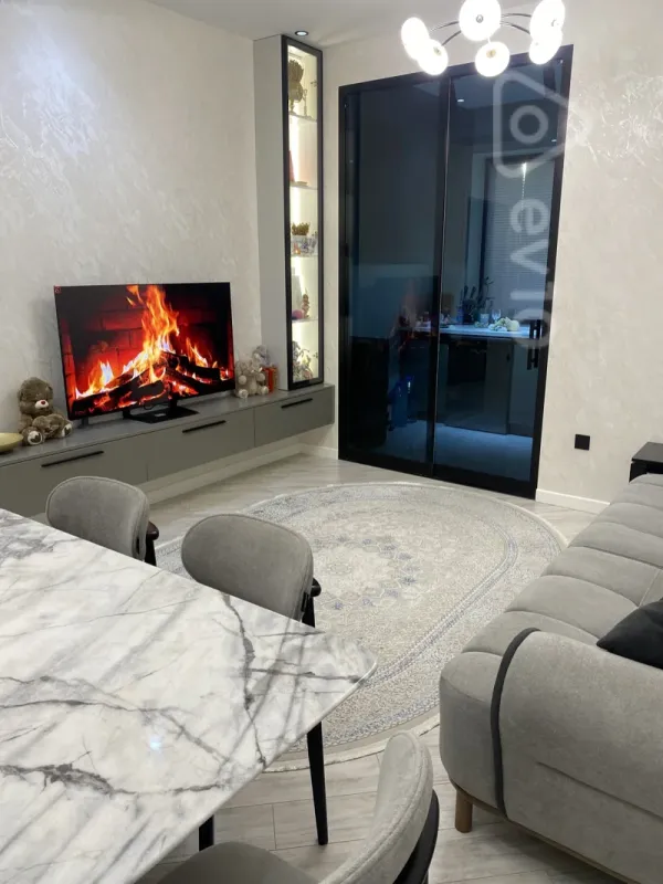 Satılır 3 otaqlı yeni tikili 80 m²