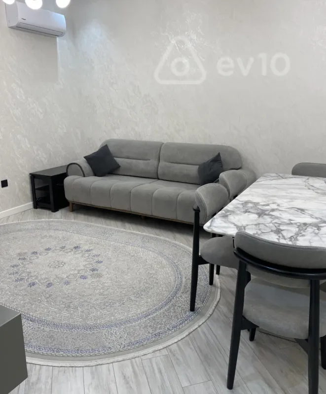 Satılır 3 otaqlı yeni tikili 80 m²