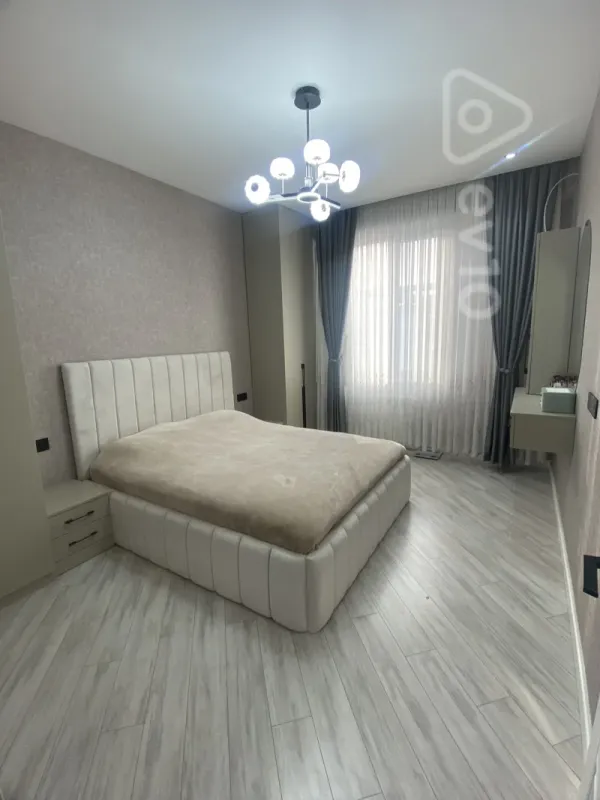 Satılır 3 otaqlı yeni tikili 80 m²