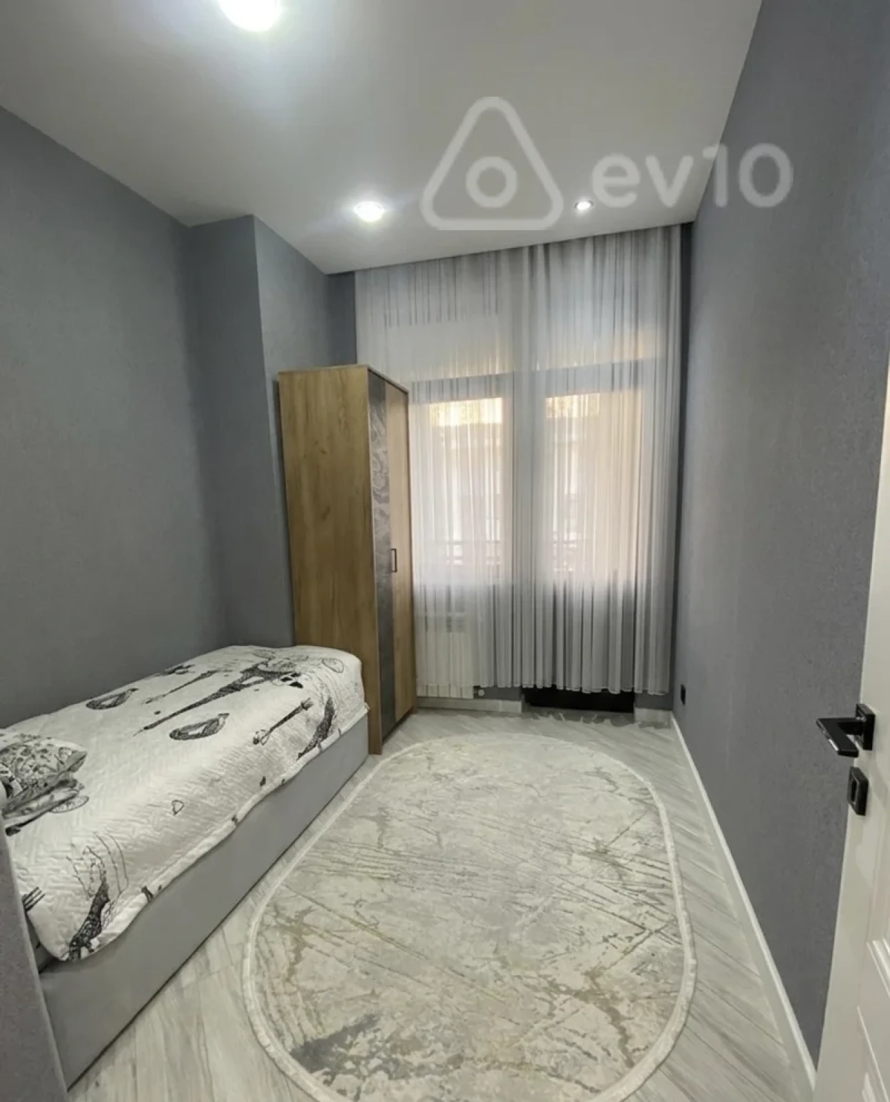 Satılır 3 otaqlı yeni tikili 80 m²