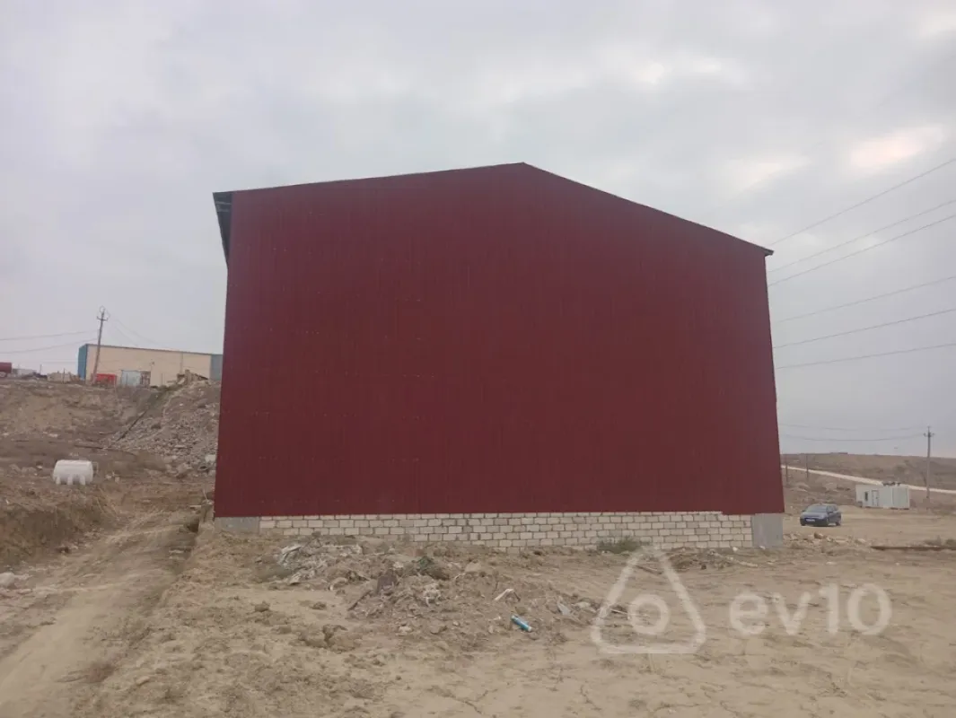 Satılır mənzil 600 m²