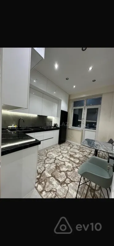 Kirayə verilir 2 otaqlı yeni tikili 90 m²